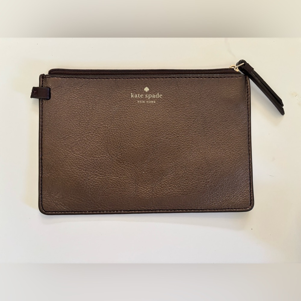 Kate spade leather small pouch brown beige logo zip closure